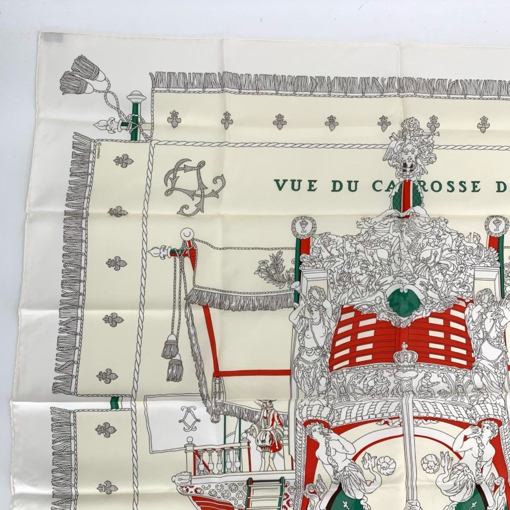 Hermes Carre 90 Vue du Carrosse de la Galere la Reale Queen's Coronation White — view 2