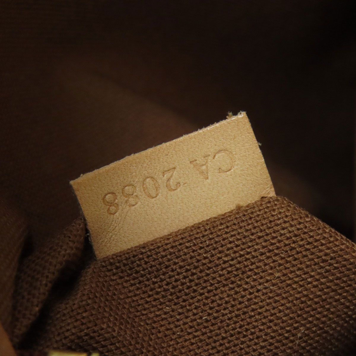 Louis Vuitton Batignolles Vertical Tote Monogram Canvas — view 7