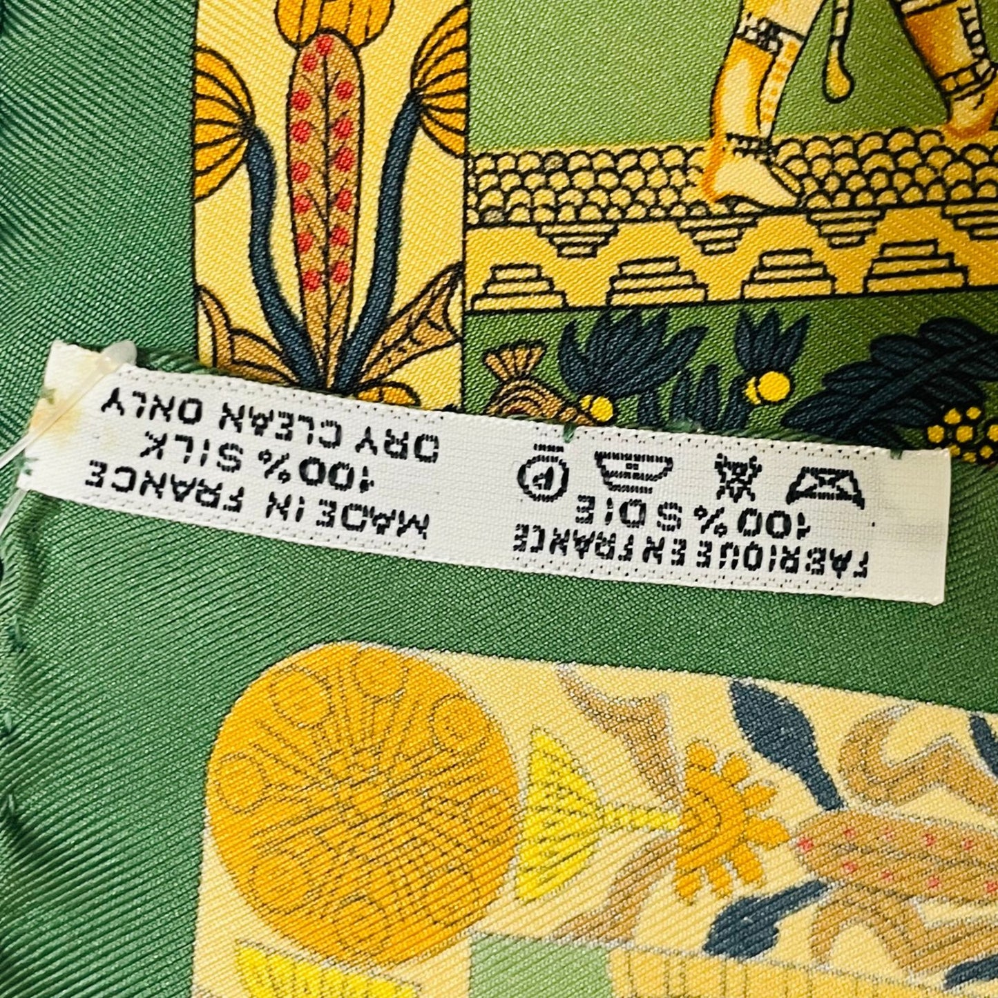 Hermes Tomon Torana Carre 40 Silk Green Scarf — view 7