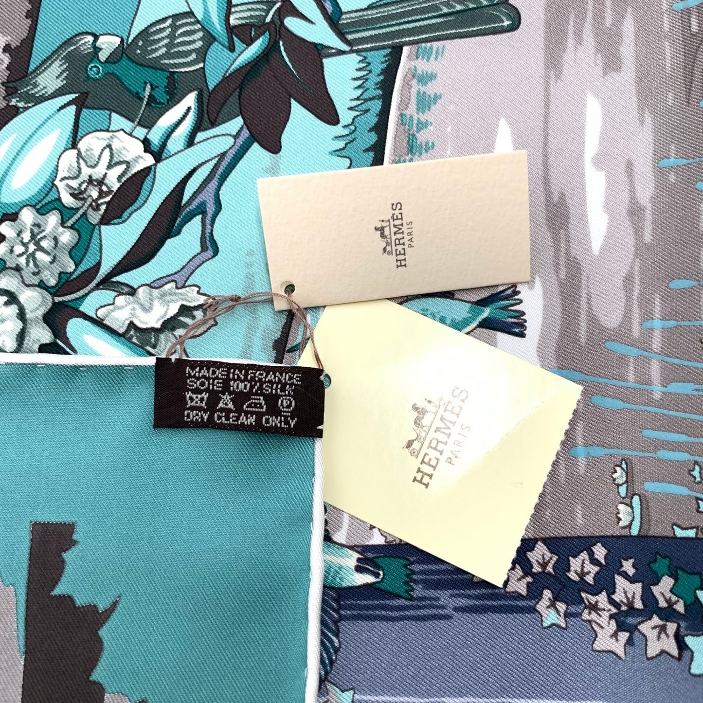 Hermes Rare Carre 90 New England Garden Green Scarf Silk 100% Tagged — view 9