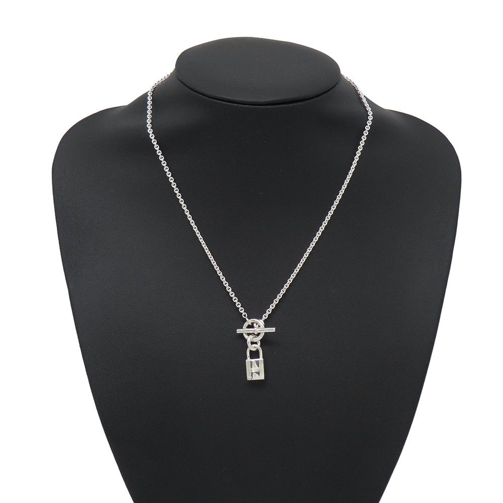 Hermes Necklace Amulet Kelly Cadena Pendant — view 4