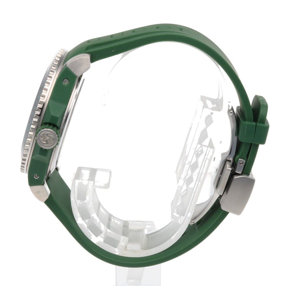 Gucci Dive Watch Stainless Steel 136.3 Quartz — view 3