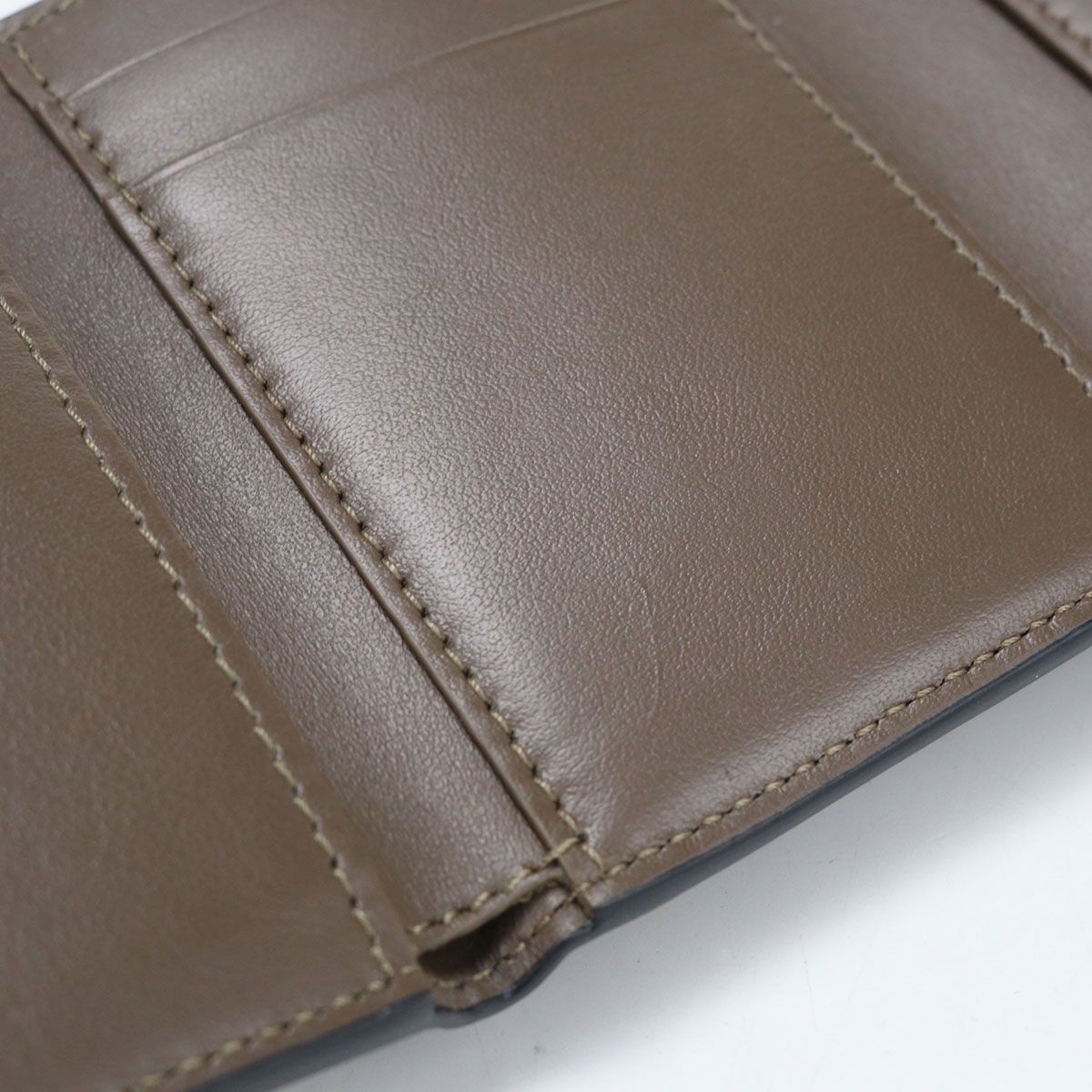 Fendi FF Diamond Trifold Wallet Calf — view 6