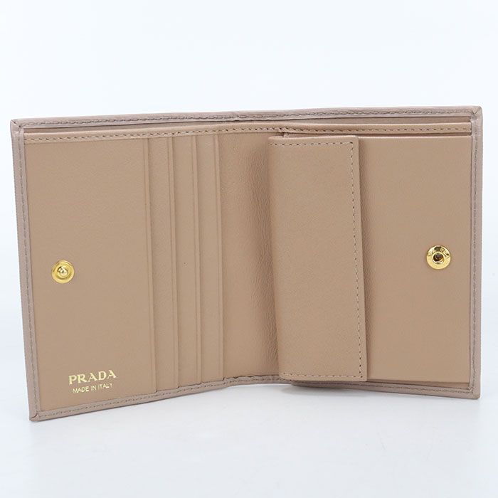 Prada Vitello Move Bifold Wallet Leather — view 3
