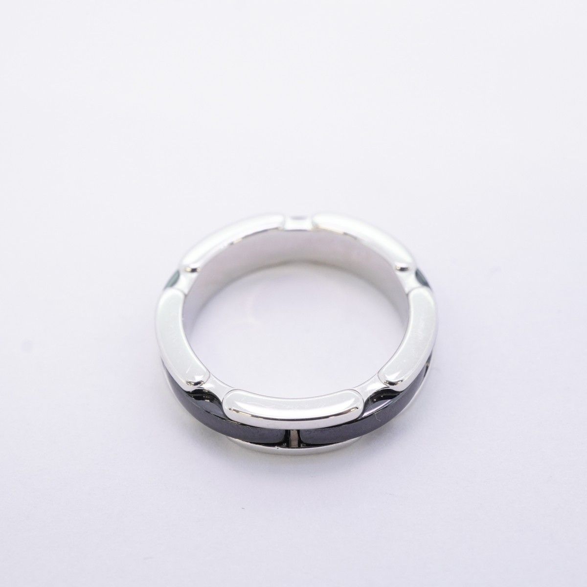 Chanel Ring Ultra Collection 18k White Gold Ceramic Black — view 3