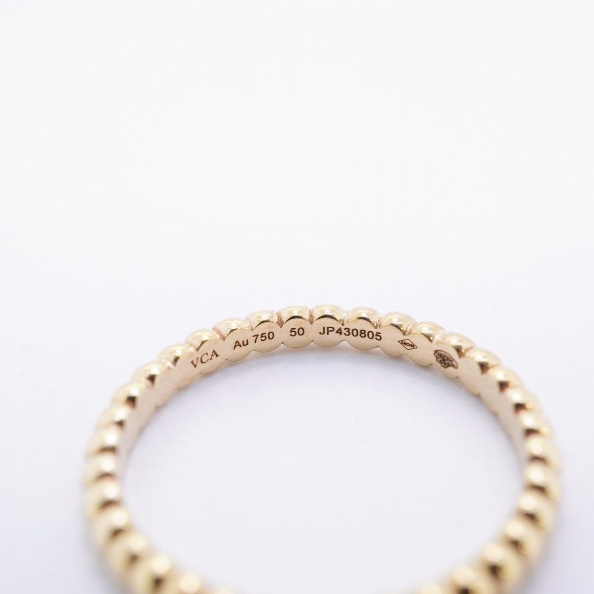 Van Cleef & Arpels Ring Perlee Small 18k Yellow Gold — view 4