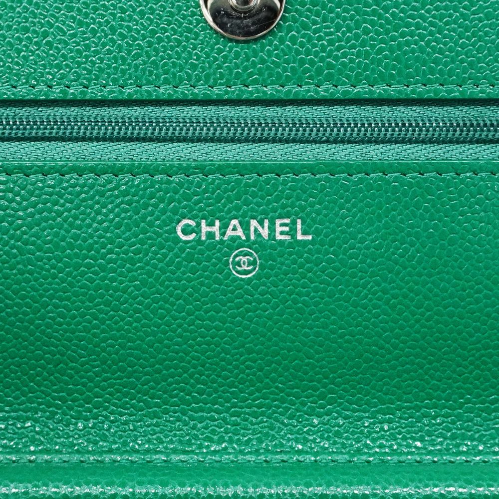 Chanel Shoulder Wallet Quilted Caviar Leather Green Silver — view 5