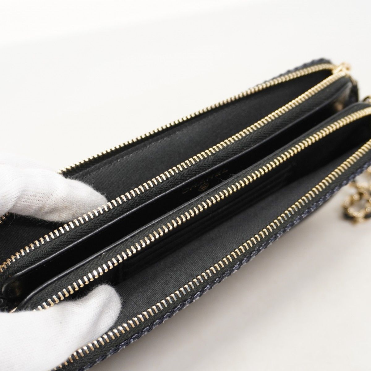 Chanel Shoulder Wallet Deauville Tweed Navy Champagne Gold Handbag — view 4