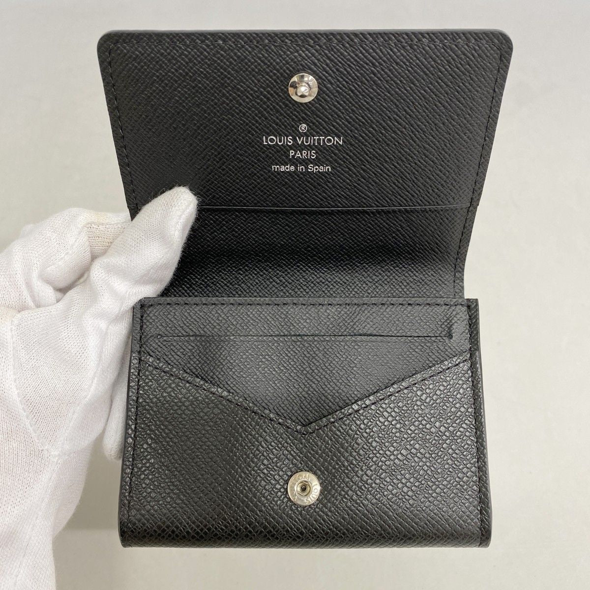 Louis Vuitton Card Case Taiga Business Holder Noir — view 3