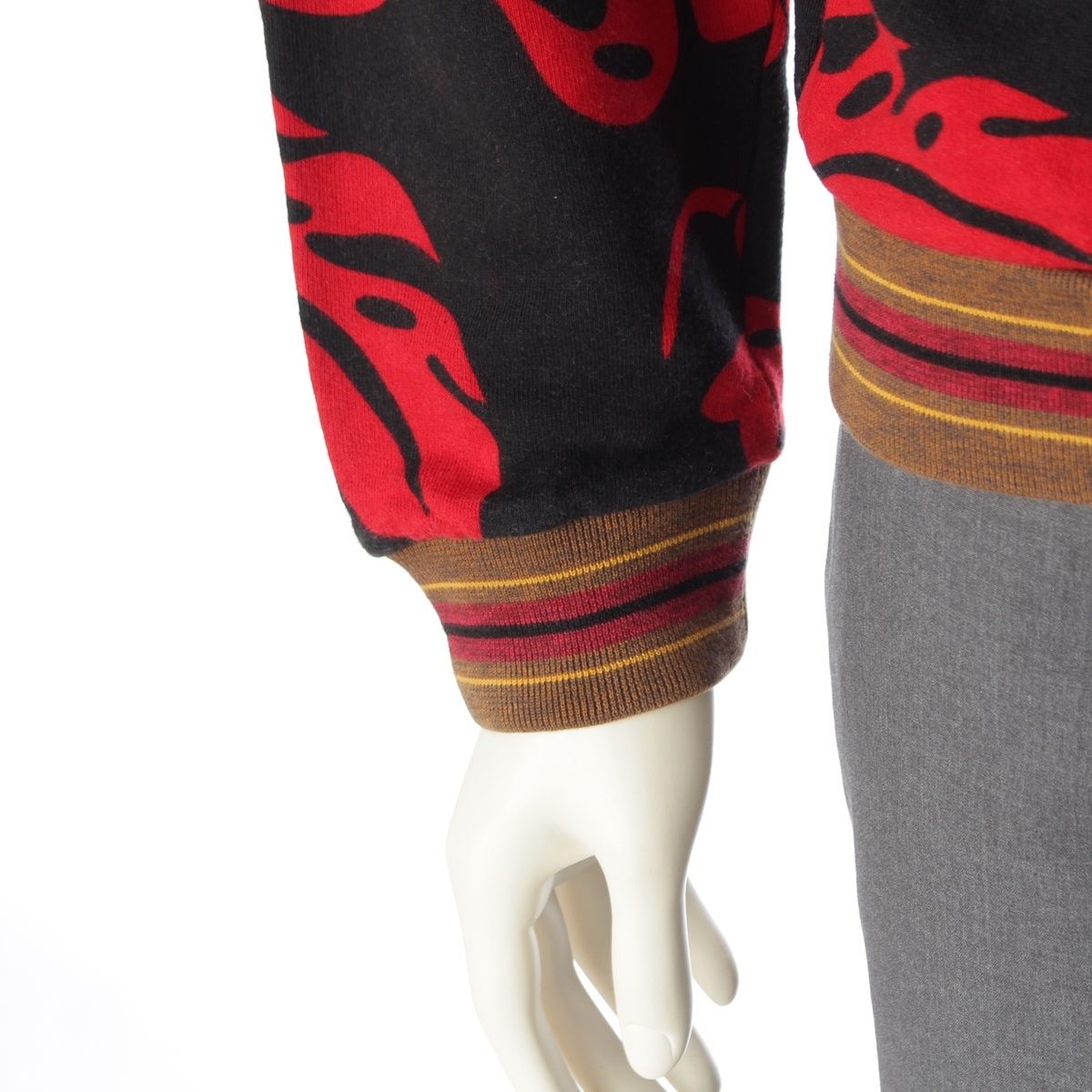 Prada Hibiscus Motif Sweatshirt Floral Pattern Black — view 6
