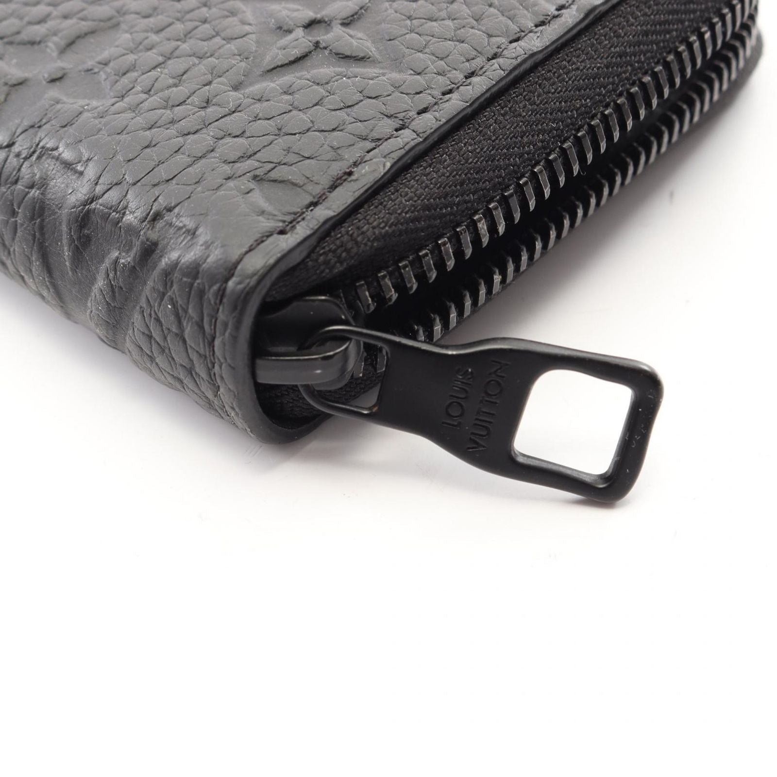Louis Vuitton Round Wallet Zippy Horizontal Taurillon Monogram Noir Leather — view 8