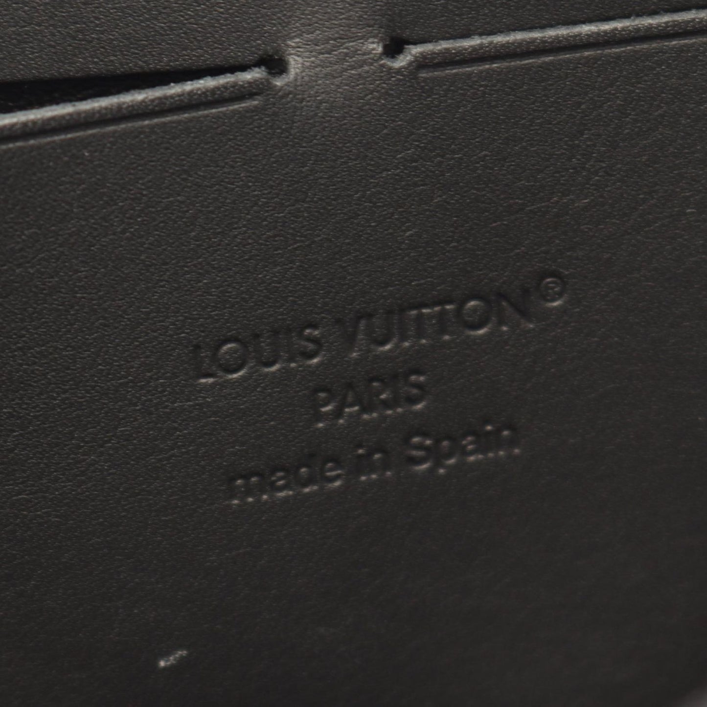 Louis Vuitton Round Wallet Zippy Horizontal Taurillon Monogram Noir Leather — view 4