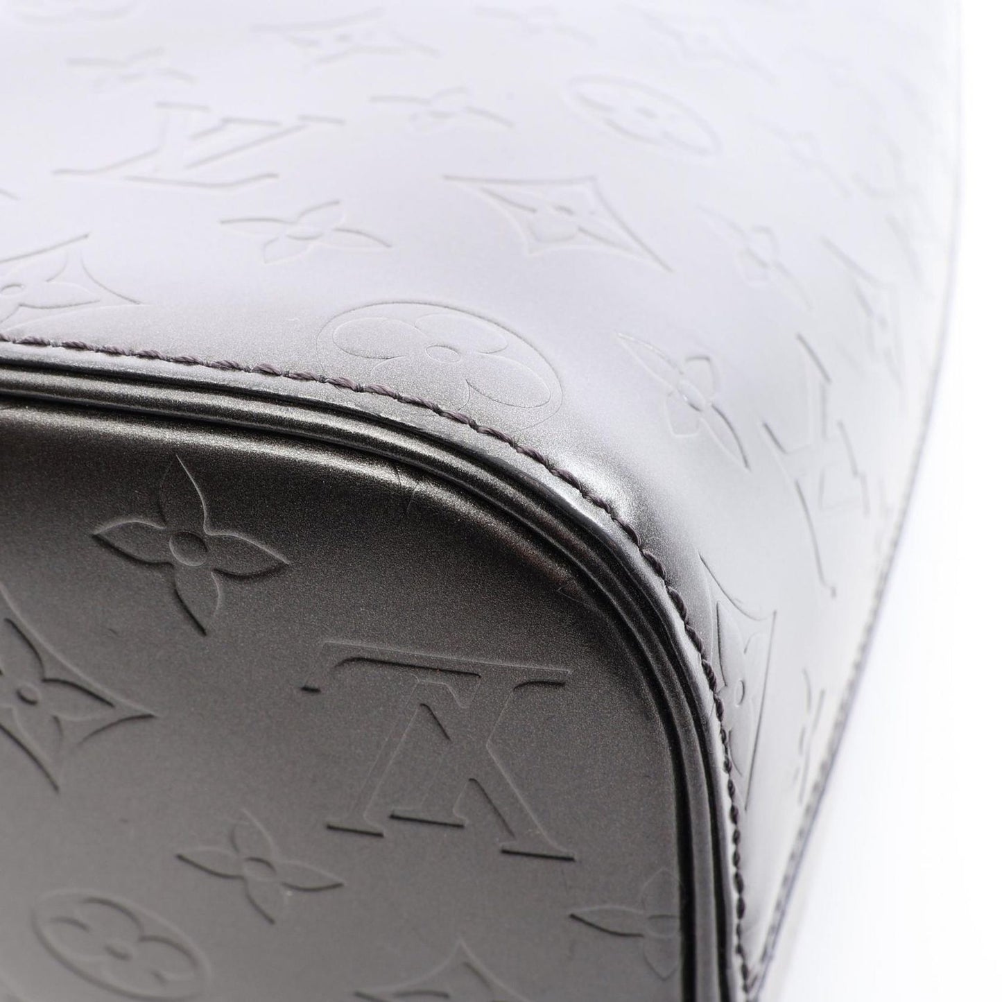 Louis Vuitton Handbag Stockton Leather — view 7