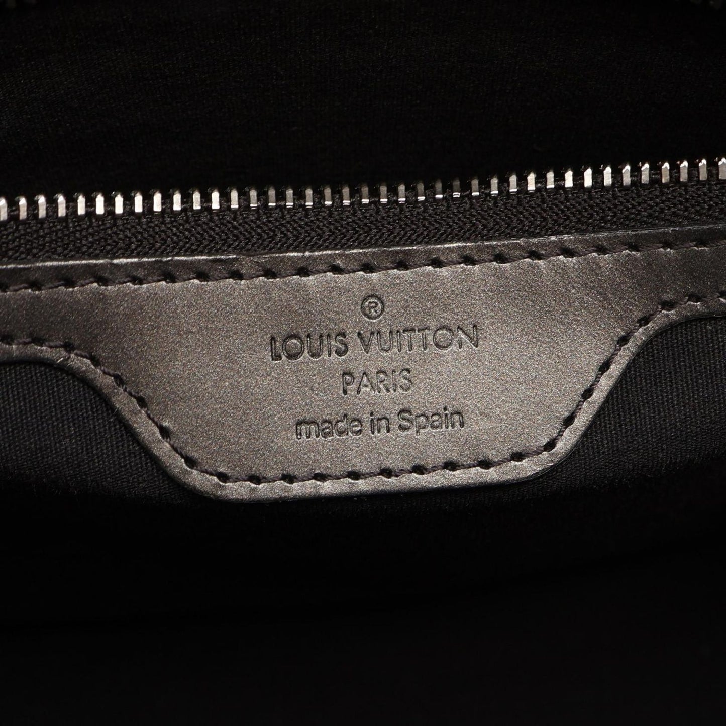 Louis Vuitton Handbag Stockton Leather — view 4