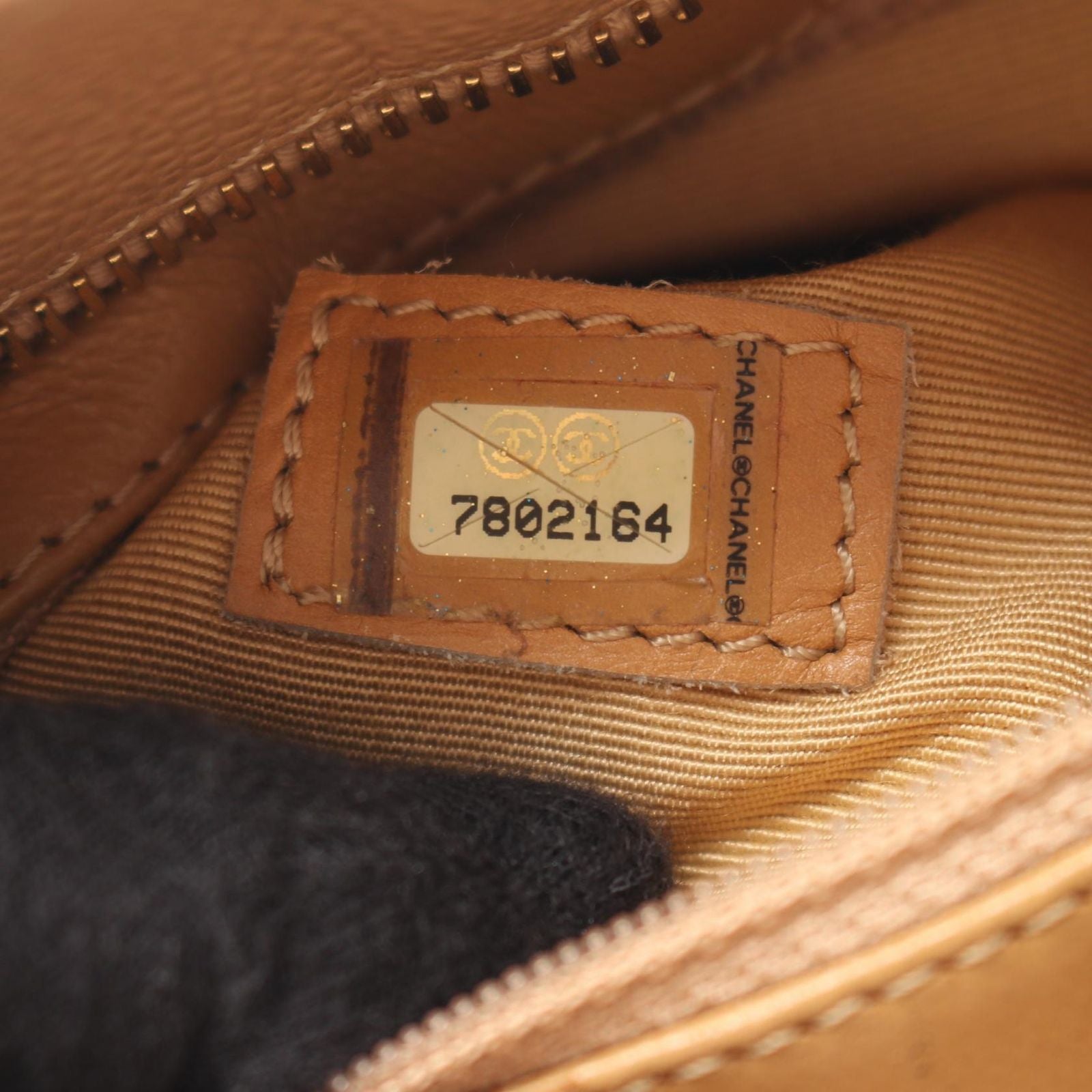 Chanel Tote Reissue Beige Caviar Leather — view 5