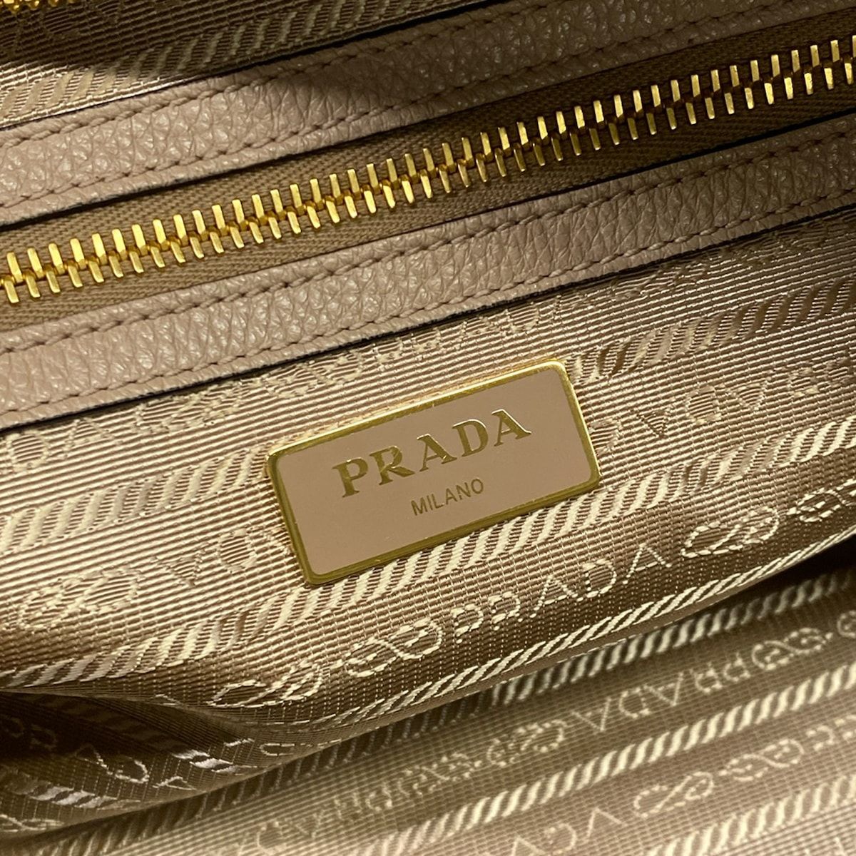 Prada Handbag Beige Leather — view 9