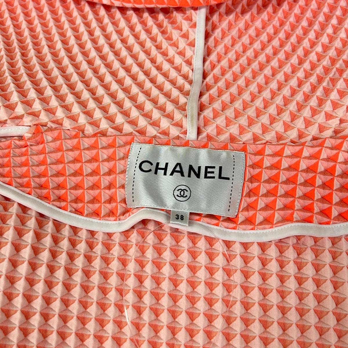 Chanel Hoodie 38 M Orange White Long Sleeve Embossed Fabric Zip — view 8