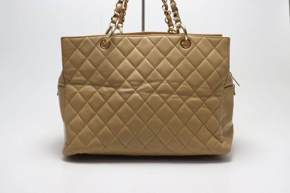 Chanel Caviar Leather Quilted Jumbo CC Logo Grand Shopping Tote GST GD Chain — view 2