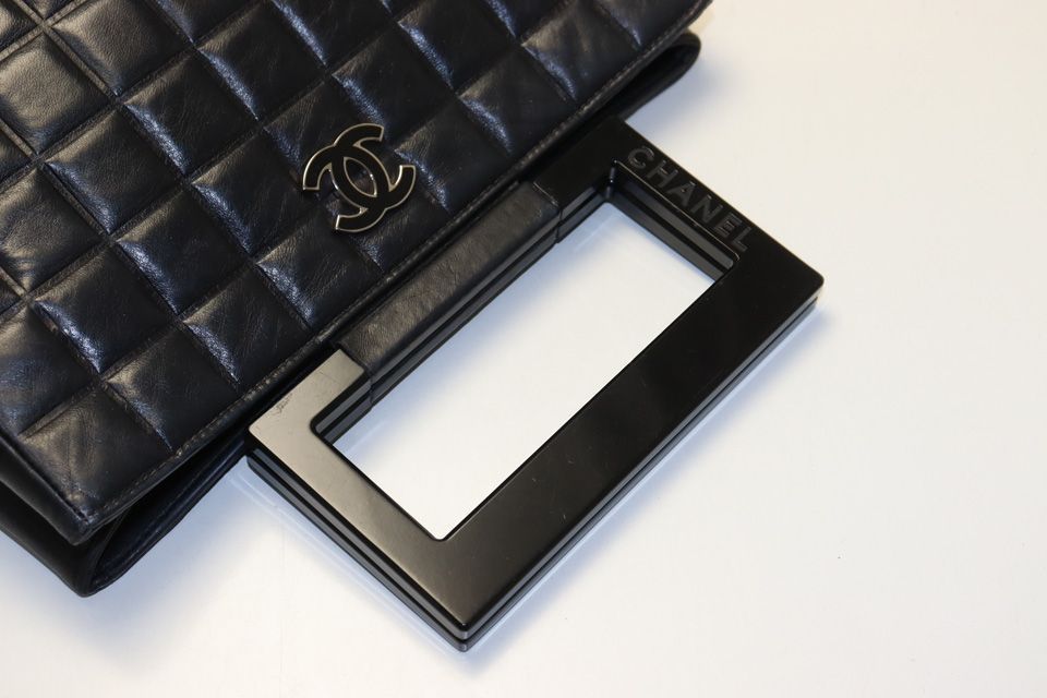 Chanel Choco Bar GD Leather Tote — view 6
