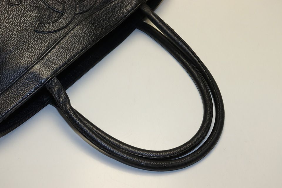 Chanel Caviar Leather CC Logo GD Tote — view 6