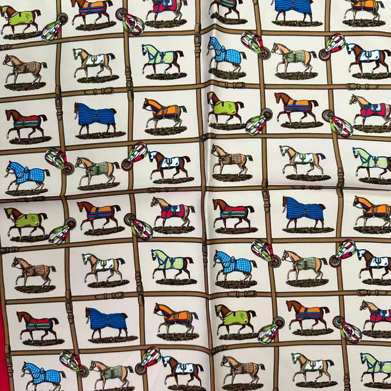 Hermes Scarf Silk 48 Cheveaux Au Paddock 48 Horses in the — view 6