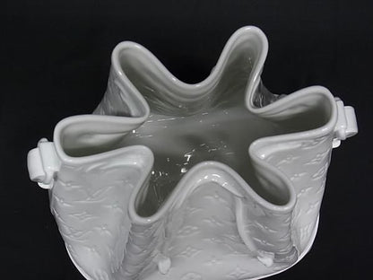 Louis Vuitton Monogram Vase Porcelain Object Interior White — view 3