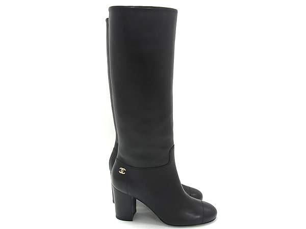 Chanel CC Logo Leather Long 35c Shoes Black — view 2