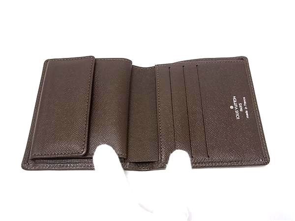 Louis Vuitton Taiga Portobier 3 Cult Cles Bifold Wallet Brown — view 3