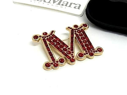 Max Mara Bath Pin Brooch Pin Badge