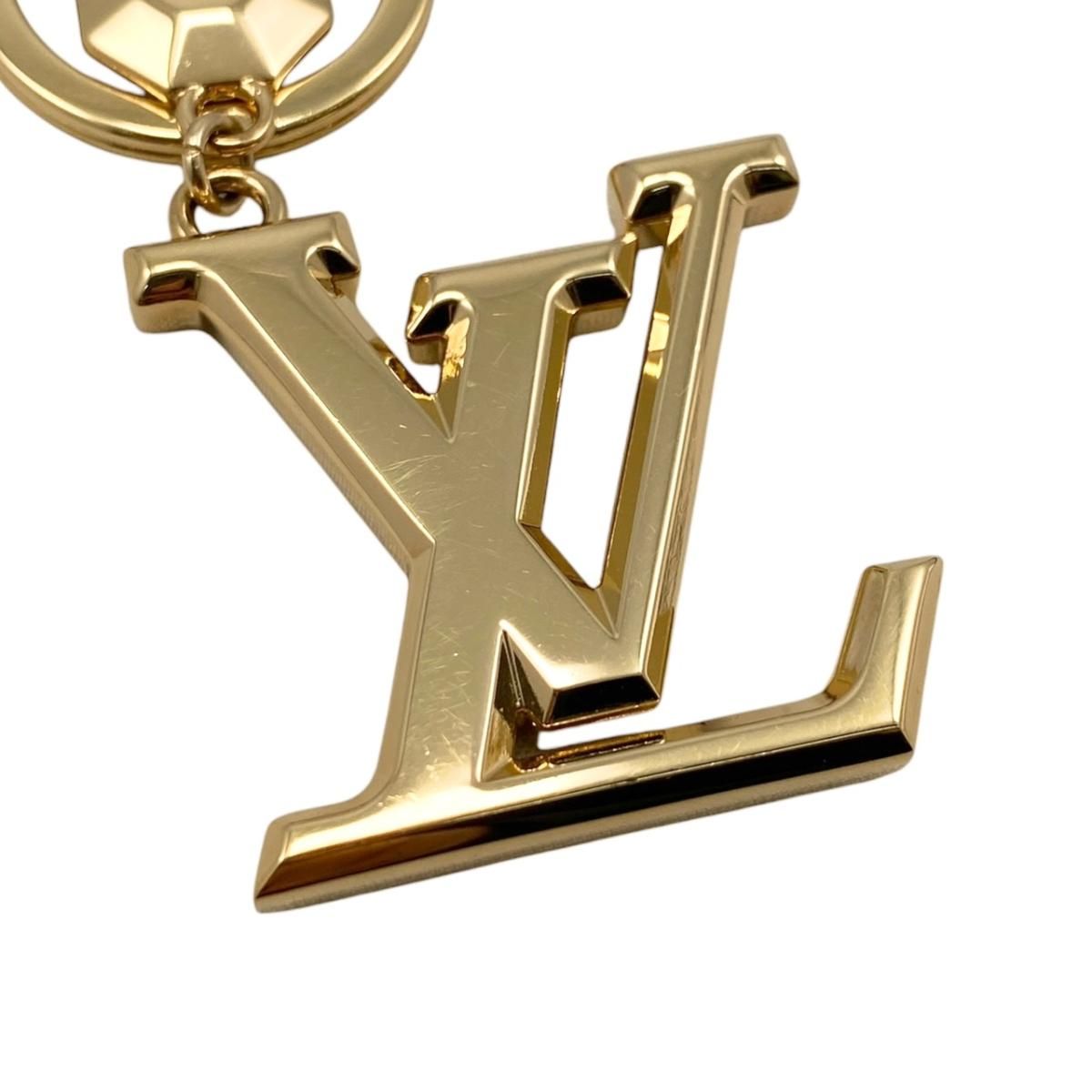 Louis Vuitton Bag Charm Key Holder LV Facet Logo Gold — view 3