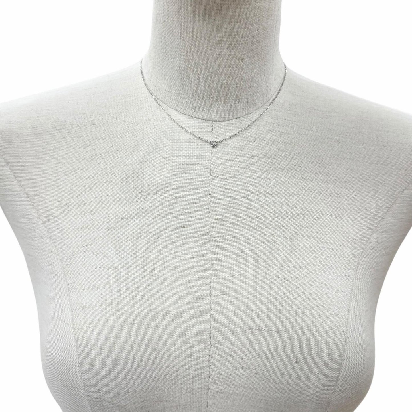 Cartier d'Amour SM Diamond 750 Frame Diameter 4.3 Necklace White Gold — view 4