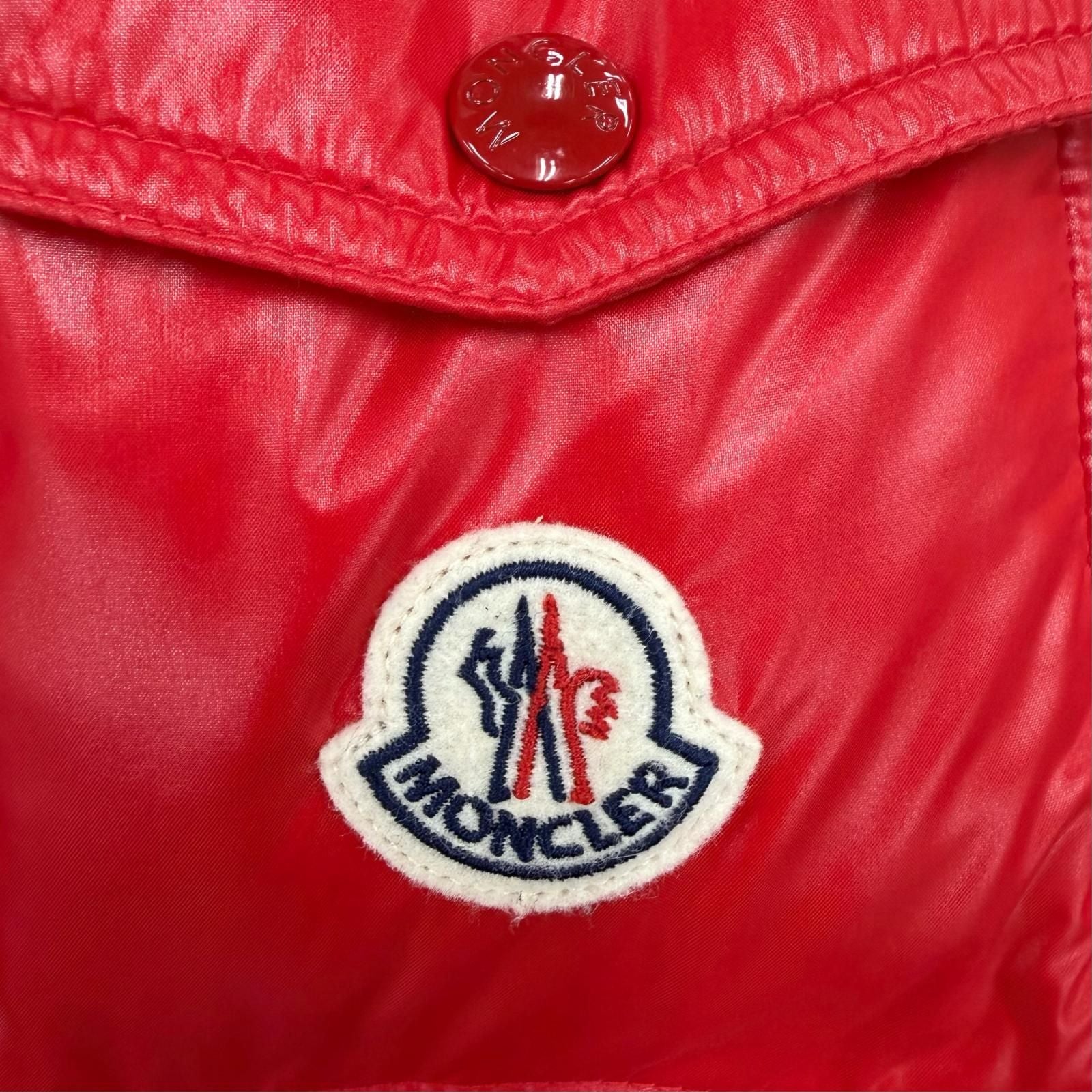 Moncler Ecrins Double Zip Logo Patch Hooded Down Jacket — view 7
