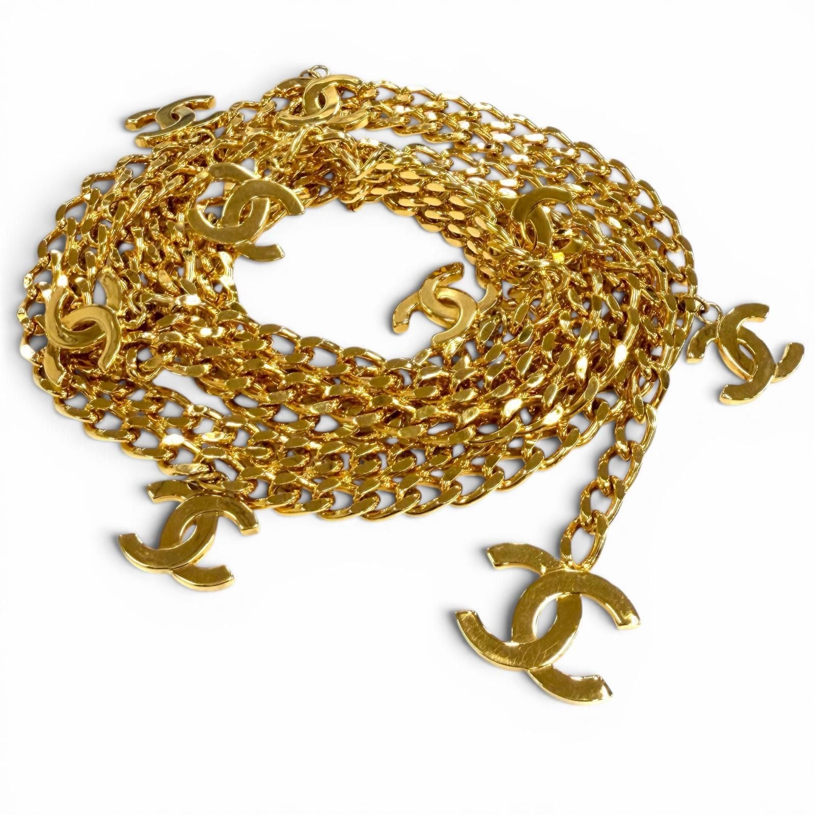 Chanel Vintage CC Logo Chain Belt Gold