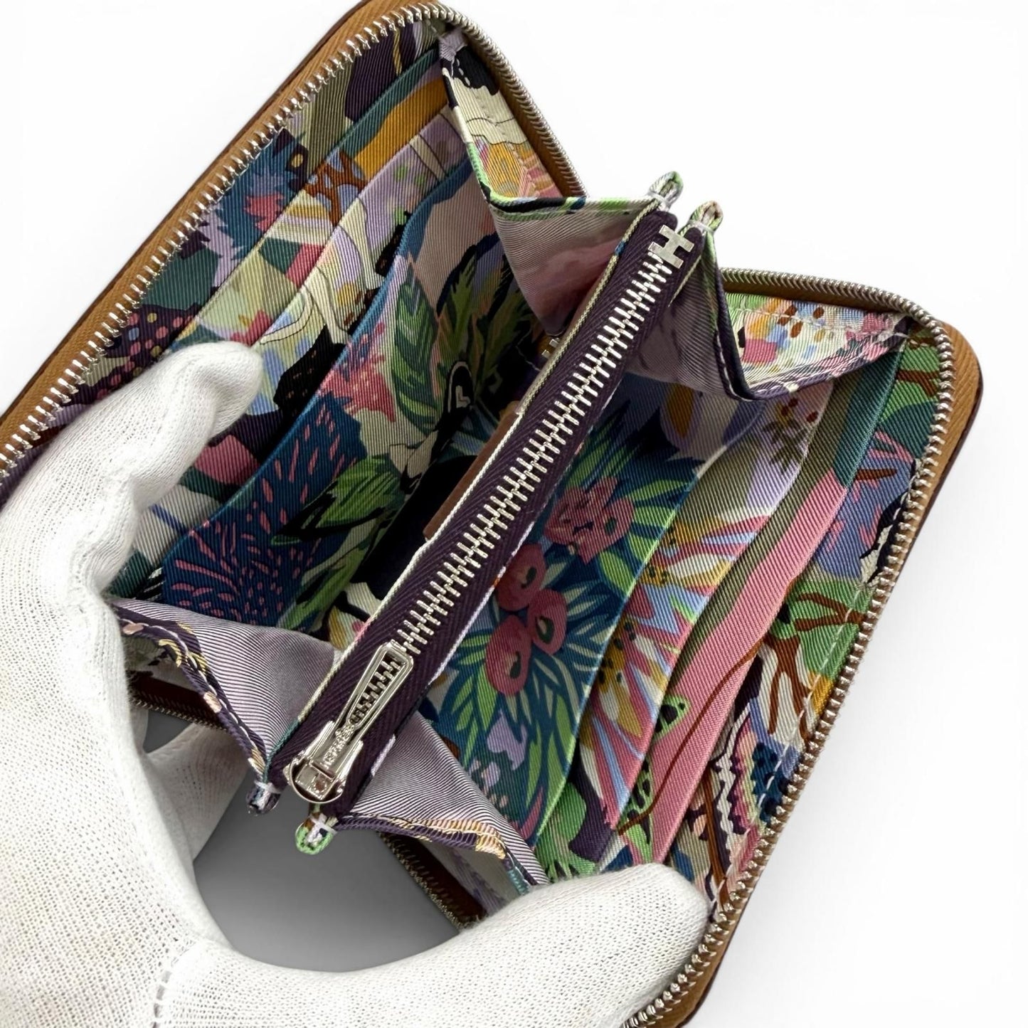 Hermes Compact Silk in Gold Veau Zip Around Coin Case — view 5