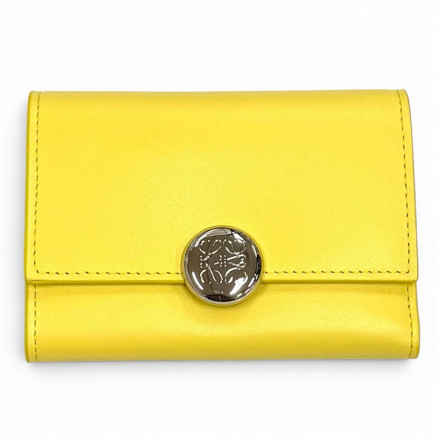 Loewe Pebble Vertical Wallet Small Shiny Napaca Flight Citrine Anagram Trifold
