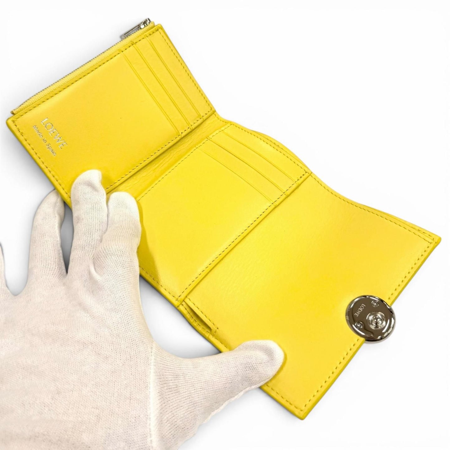 Loewe Pebble Vertical Wallet Small Shiny Napaca Flight Citrine Anagram Trifold — view 5