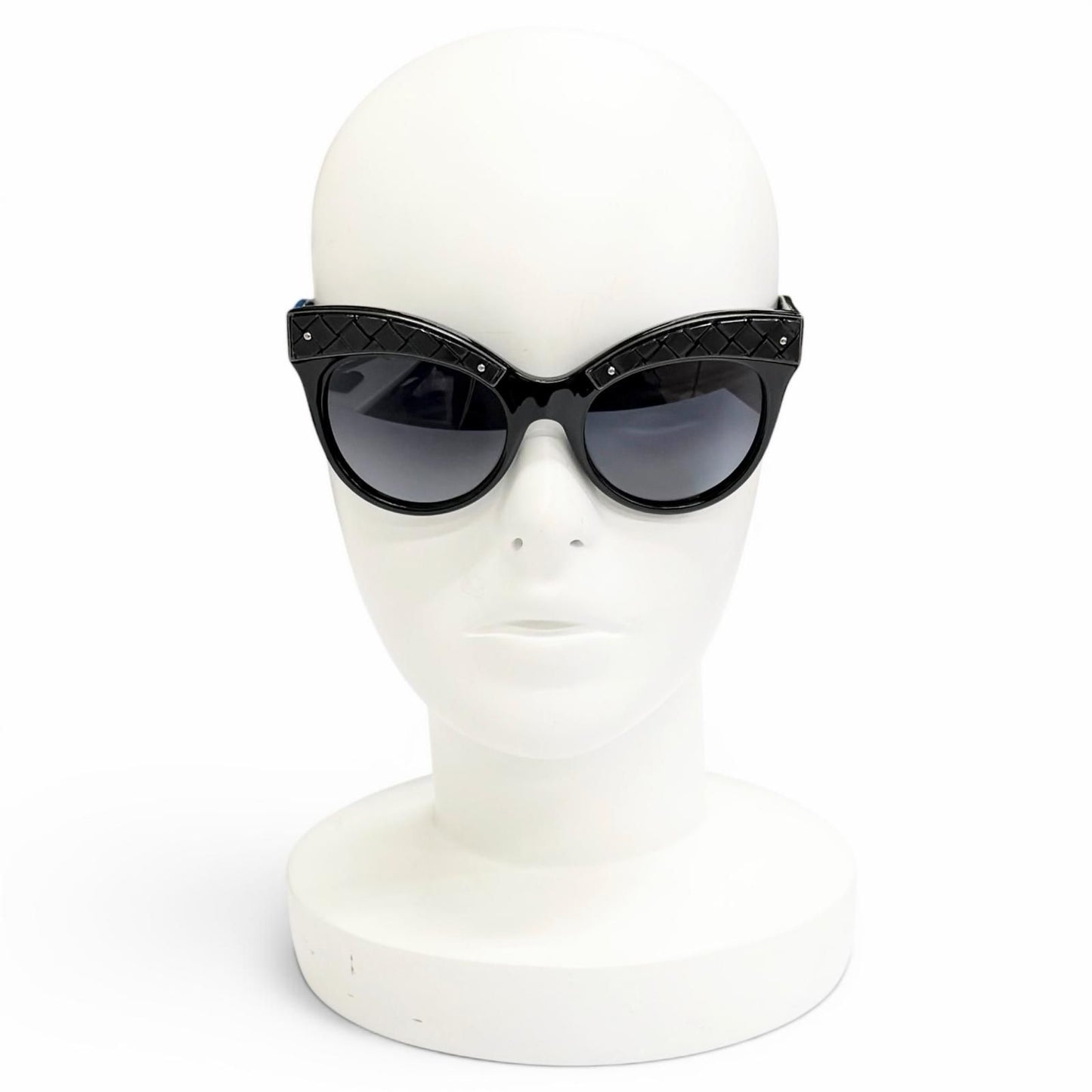 Bottega Veneta Felis Limited Edition of 500 Pieces 369 500 Intreccia Tomochi — view 3