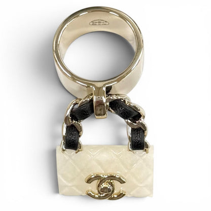 Chanel 23c Quilted Turnlock Bag Charm Ring White Black Gold — view 4