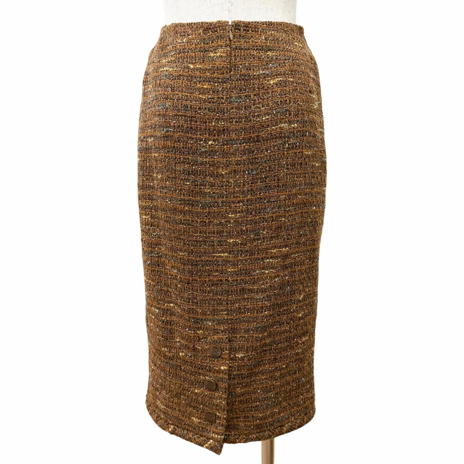 Chanel Vintage Wool CC Logo Button Tweed Skirt Suit Set Brown — view 8