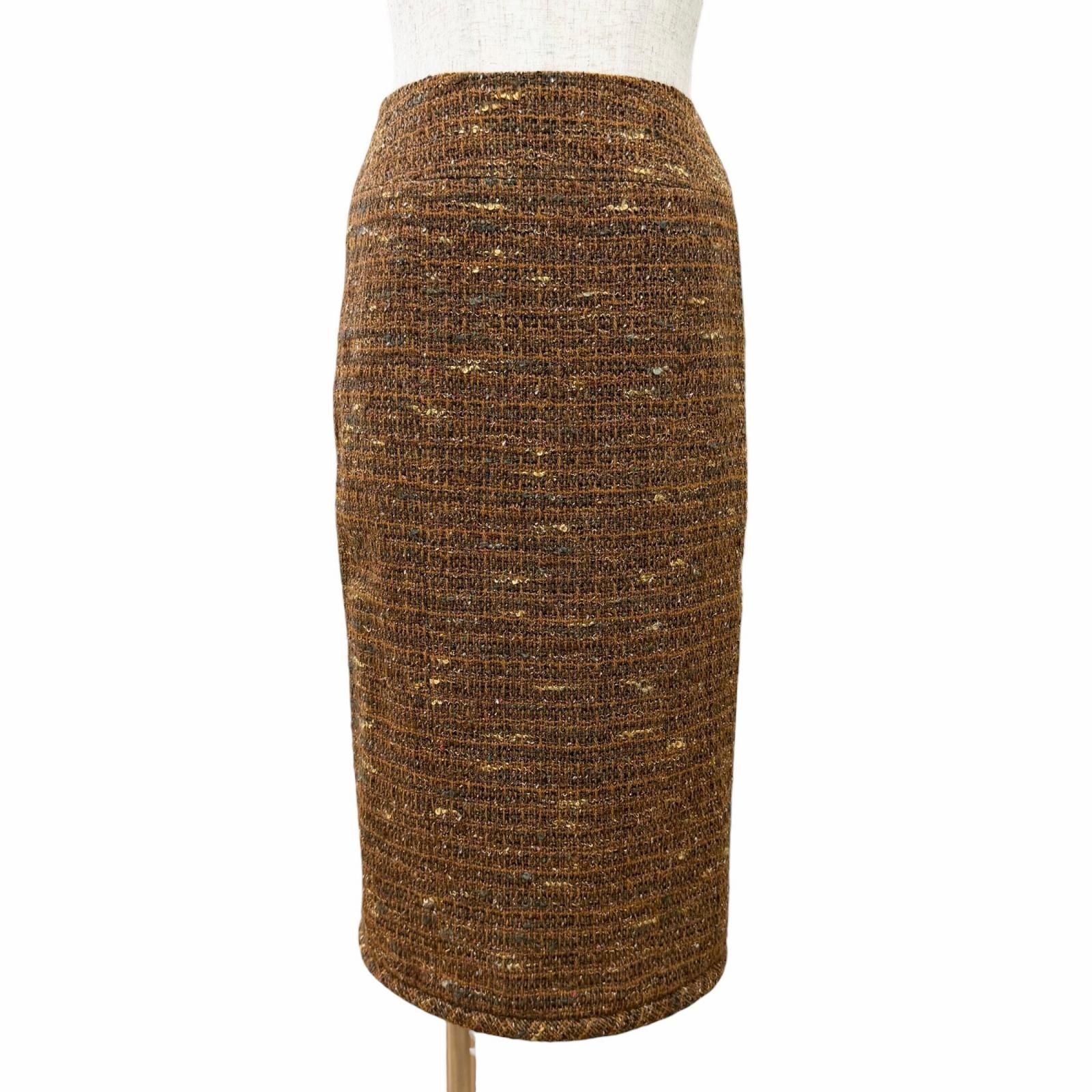 Chanel Vintage Wool CC Logo Button Tweed Skirt Suit Set Brown — view 6