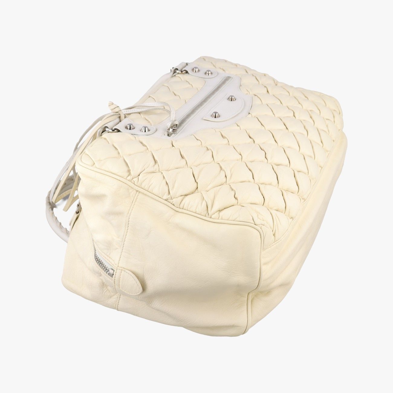 Balenciaga the Matelasse Beige Handbag — view 5