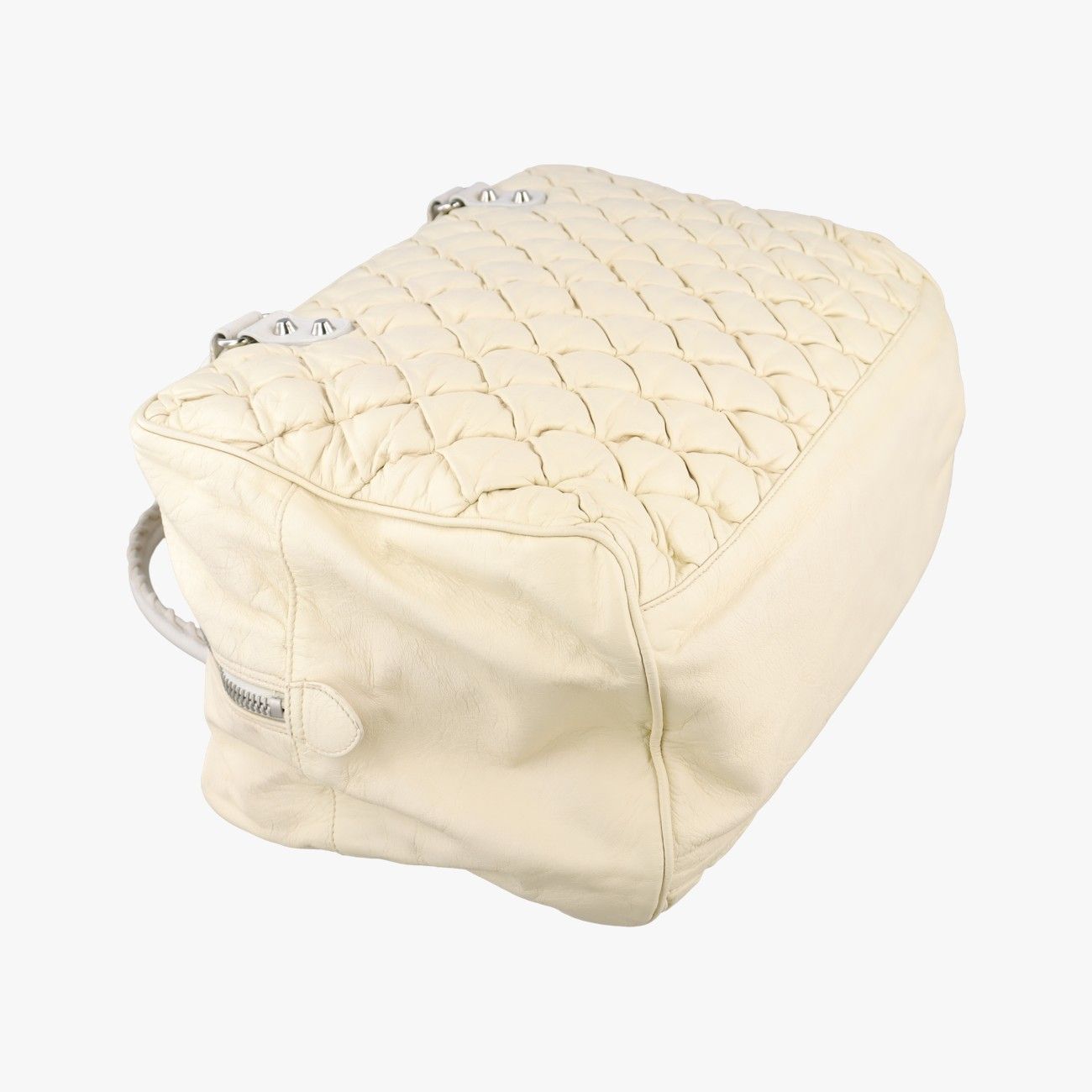 Balenciaga the Matelasse Beige Handbag — view 7
