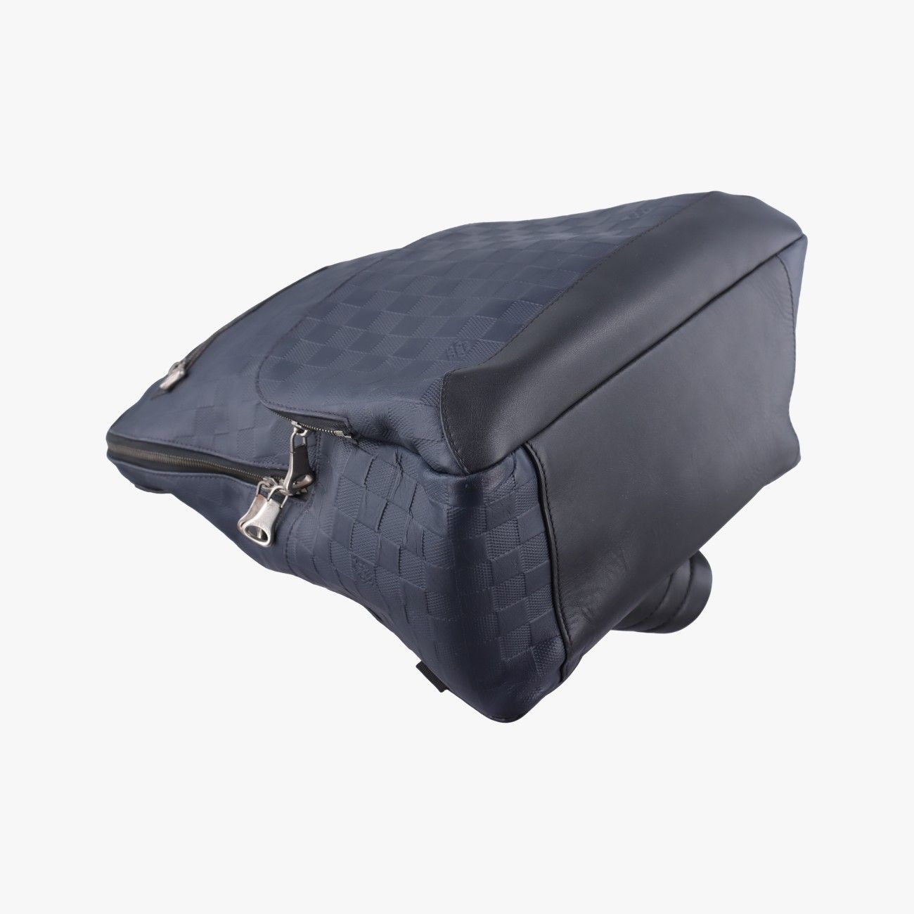 Louis Vuitton Avenue Onyx Damier Infini Backpack — view 5