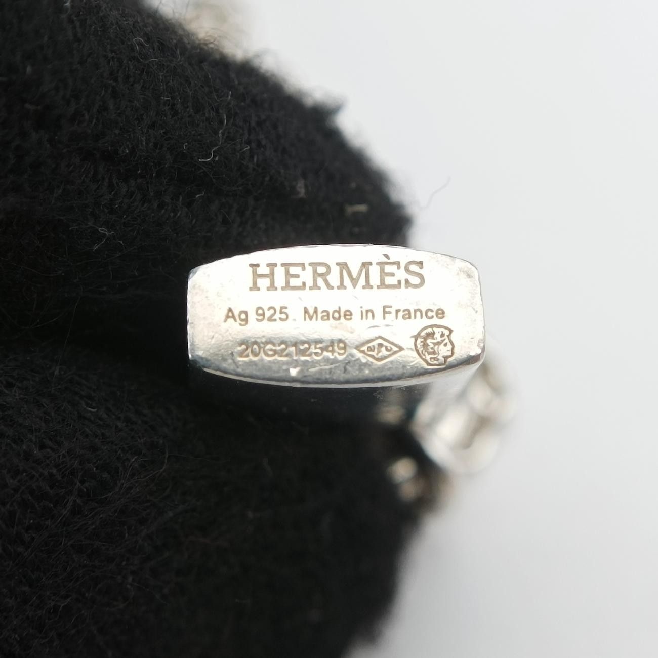 Hermes Kelly Cadenas Pendant Silver — view 5