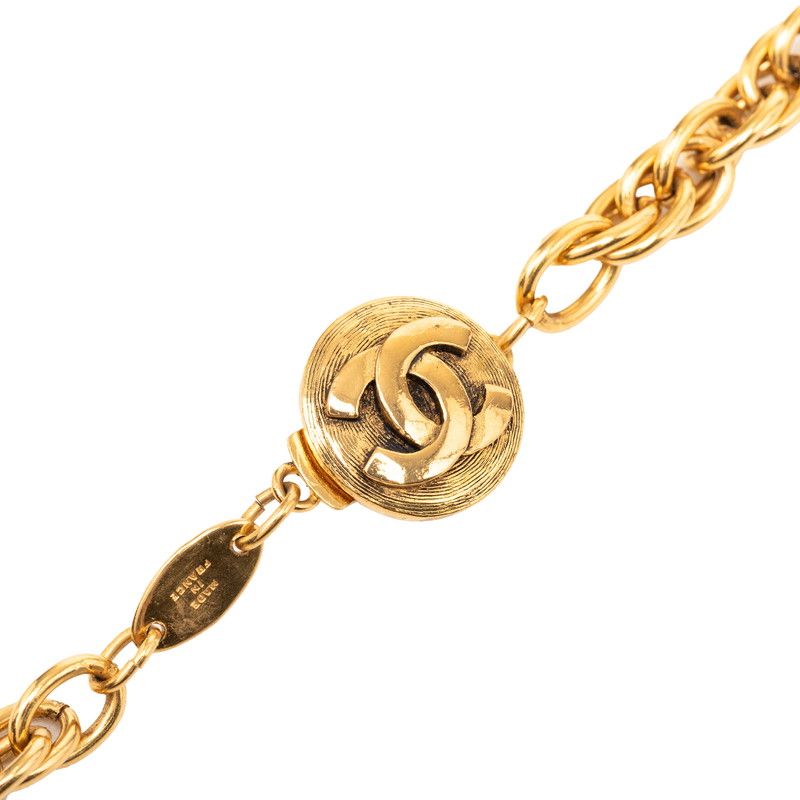 Chanel CC Logo Plate Chain Pendant Gold Black Plated — view 3