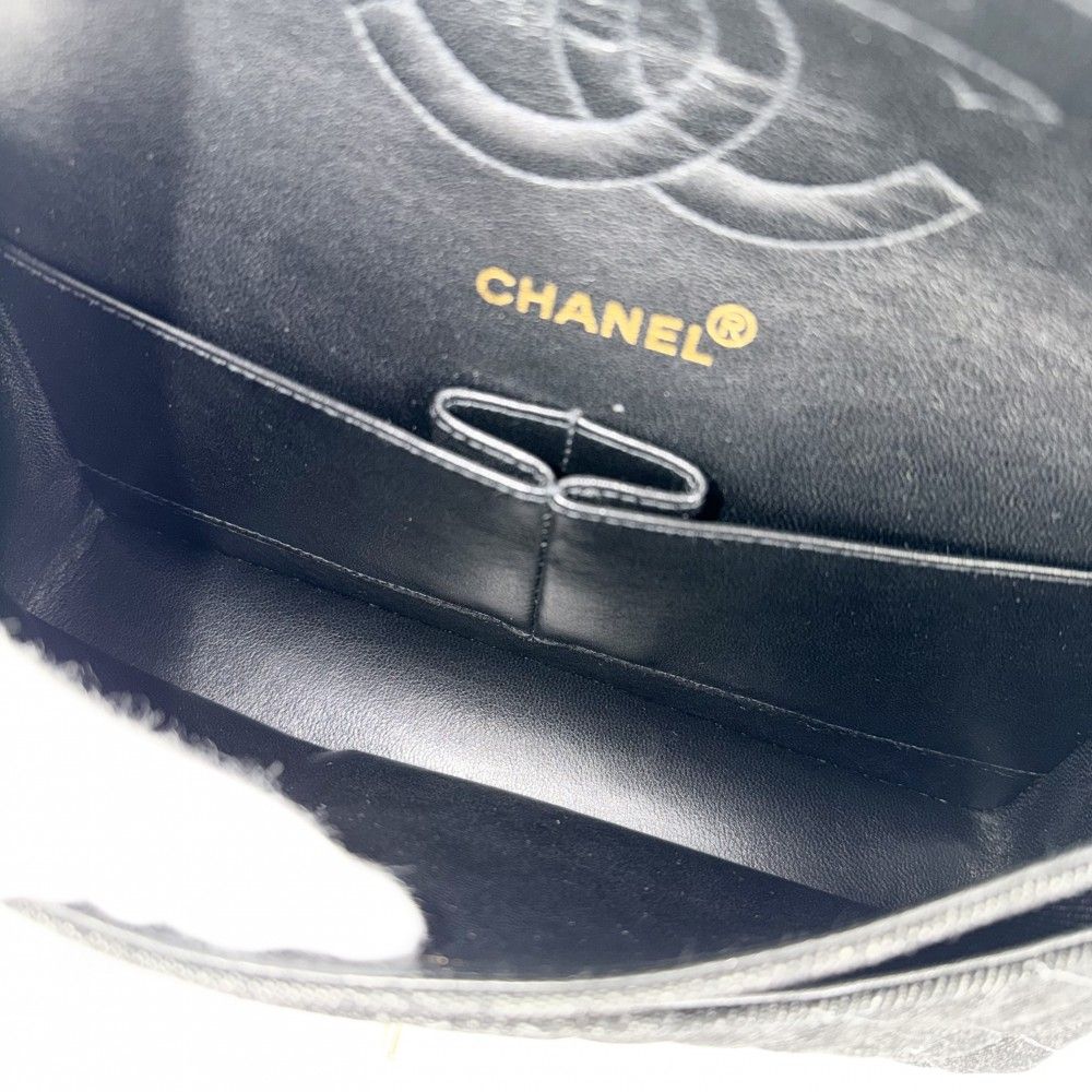 Chanel Shoulder Bag Quilted 25 Turnlock Double Flap Crossbody Chain CC Logo — view 5