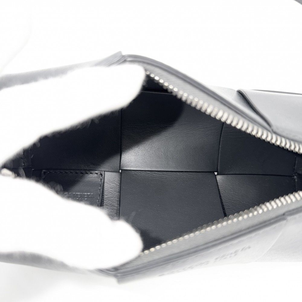 Bottega Veneta Shoulder Bag Maxi Intrecciato Small Canet Bag Crossbody Gray — view 4