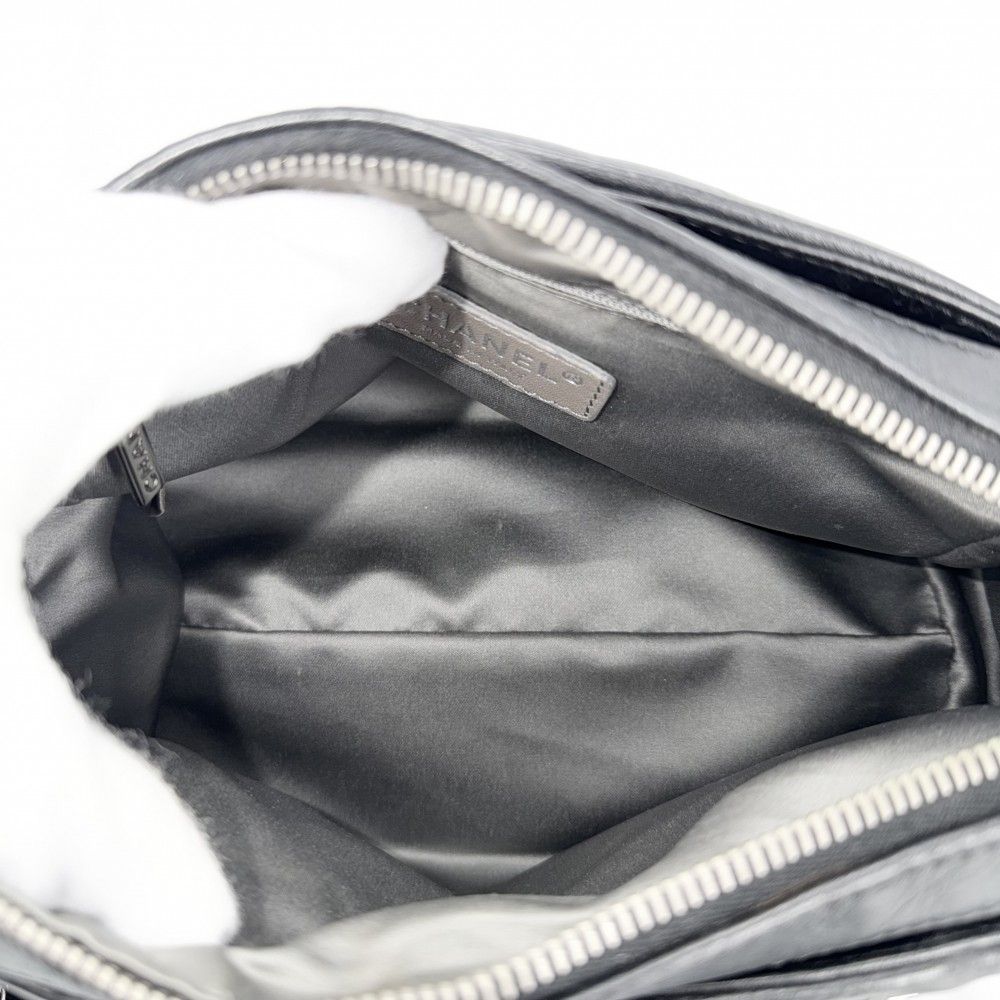 Chanel Choco Bar Bowling Bag Shoulder Chain Leather Black Silver — view 4