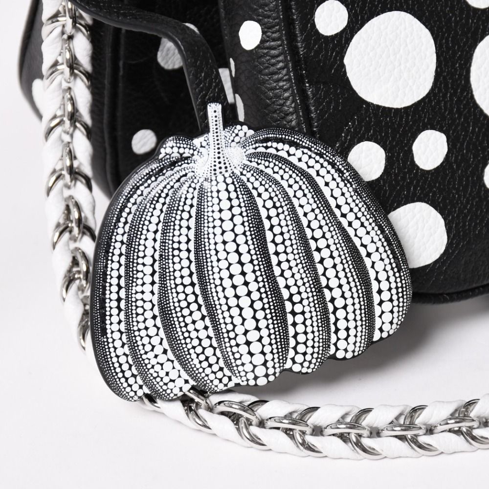 Louis Vuitton Multi Pochette Accessoires Shoulder Bag Black Silver Monogram — view 5