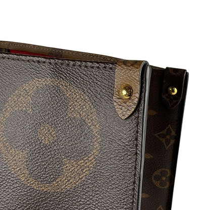 Louis Vuitton Handbag Monogram Giant On The Go GM — view 7